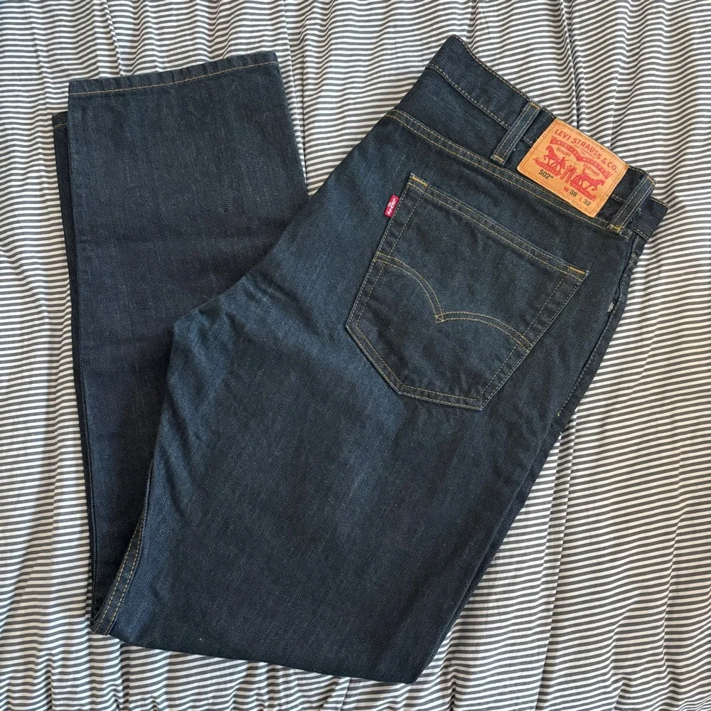 Men’s Levi 502 jeans, 38x32 - Picture 1 of 5